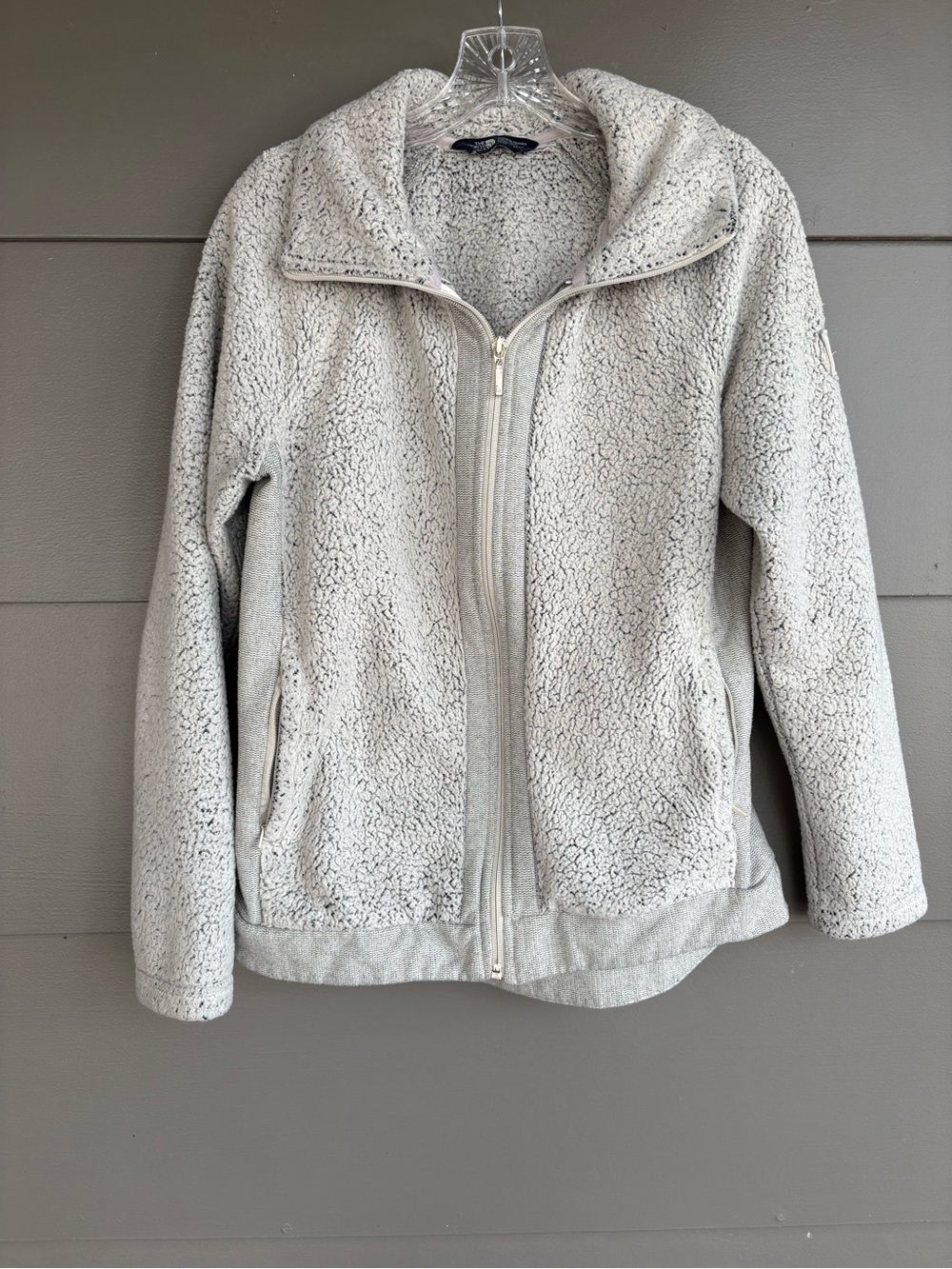 North Face Women’s Gray Fleece